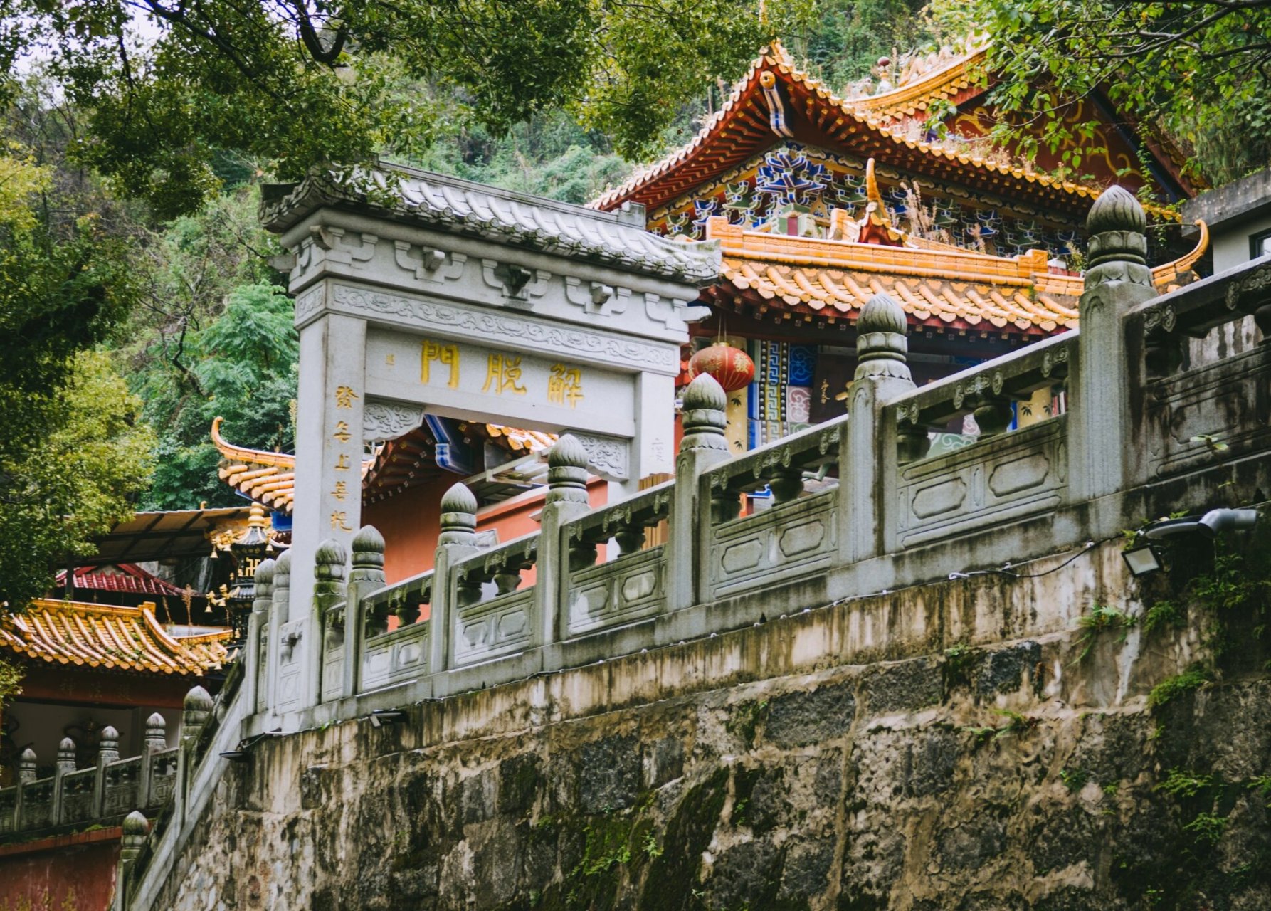 桂林 祝圣寺与栖霞寺外 7 一日不能进两寺.