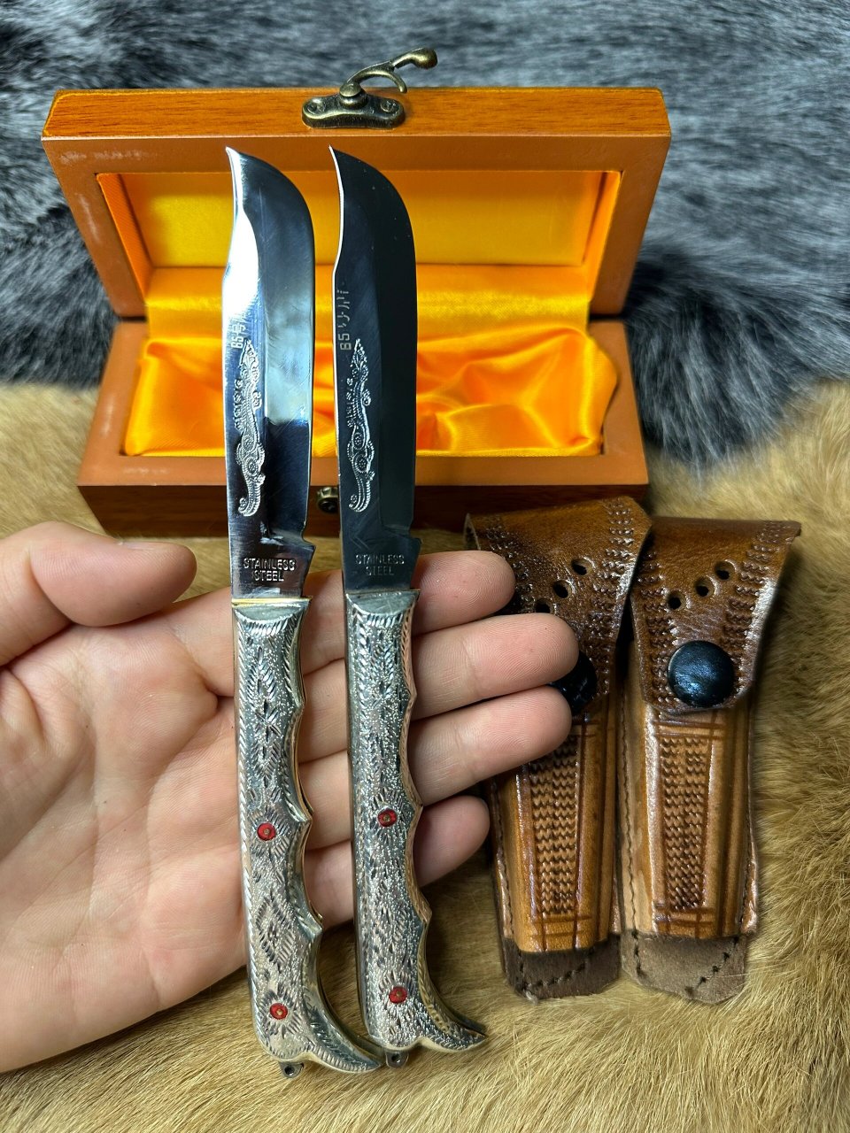 「阿杠」英吉沙纯手工小刀,92 通体纯银手工雕花折叠; 柄长:9cm