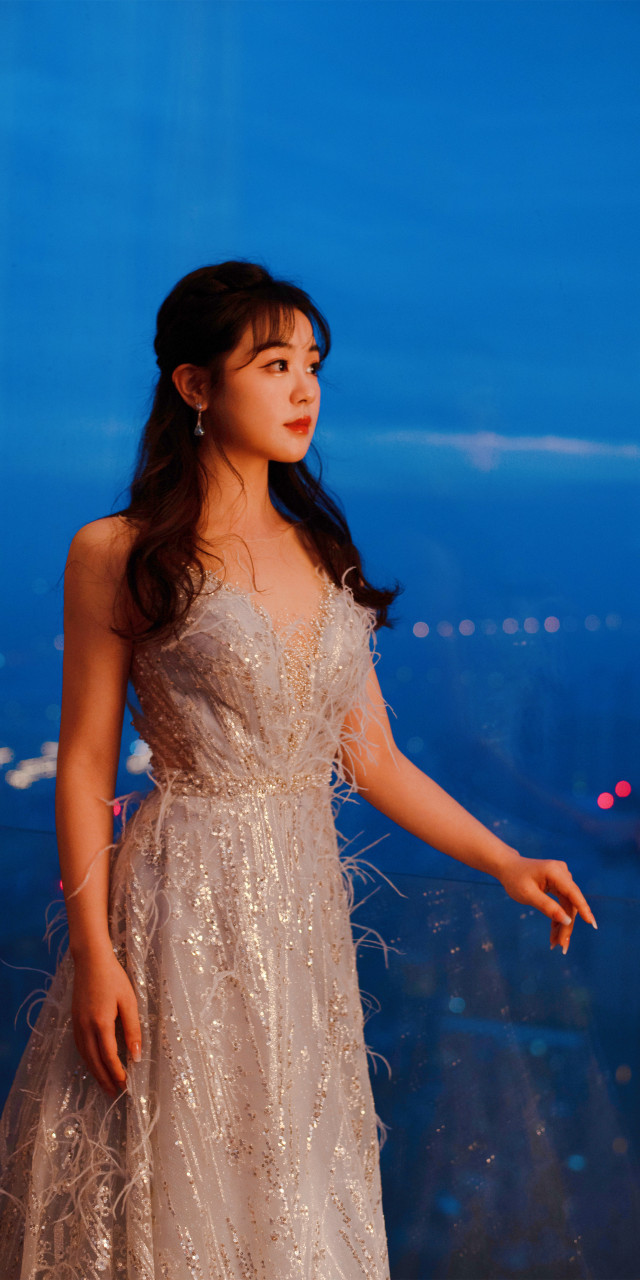 陈芳彤,星钻纱裙礼服造型写真壁纸