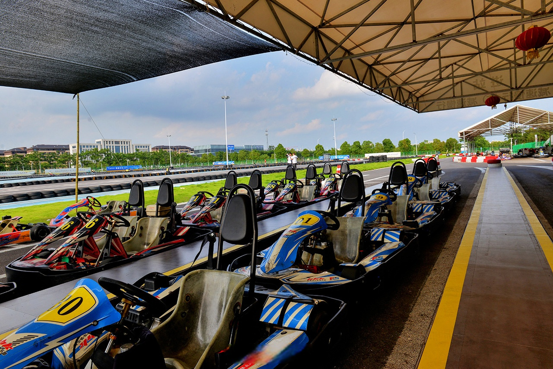 在荆门,感受一段速度与激情共享的运动时光, 打卡荆门国际卡丁车赛场.