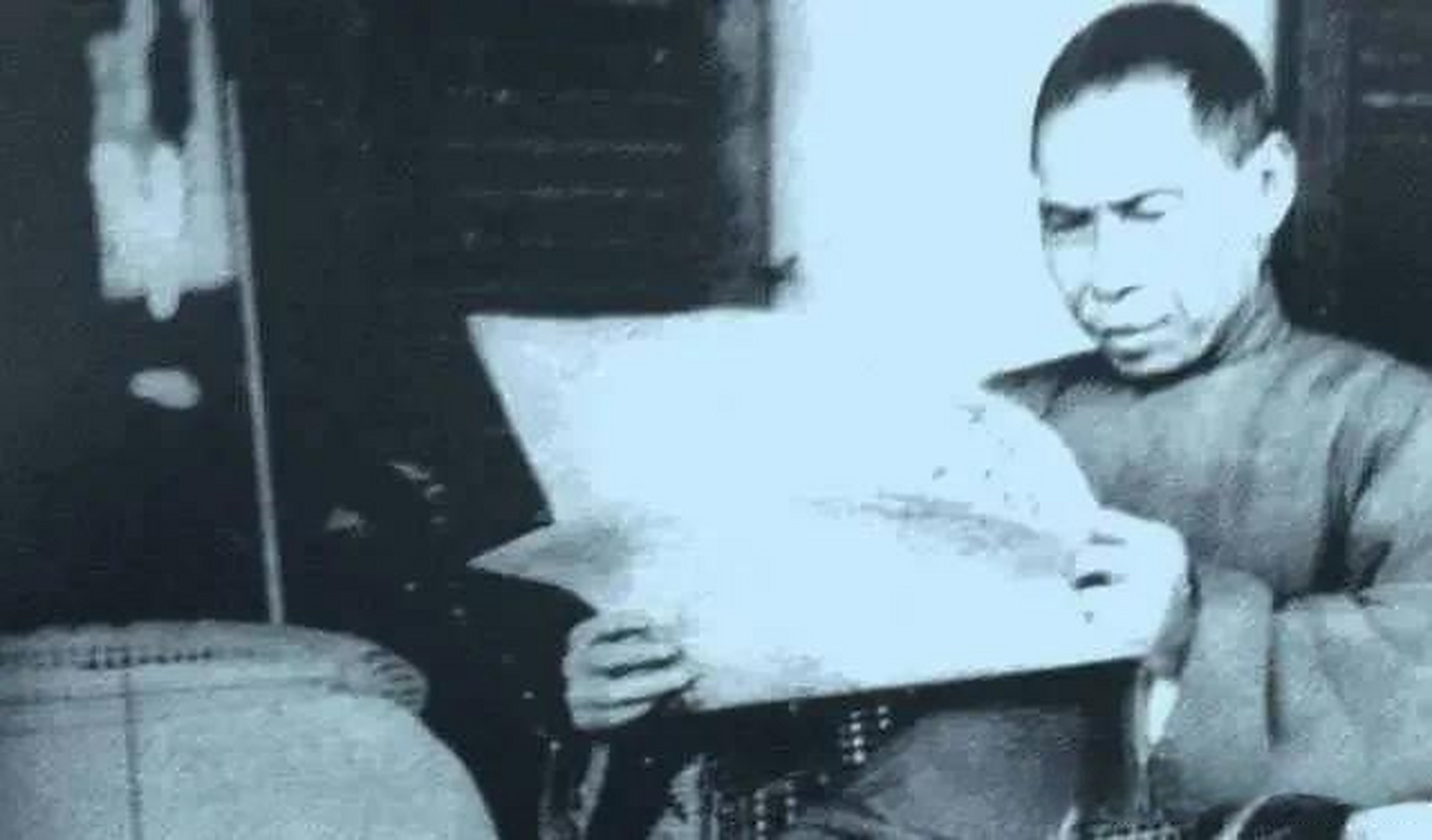 杜月笙说人生有三碗面难吃,人面,场面,情面.