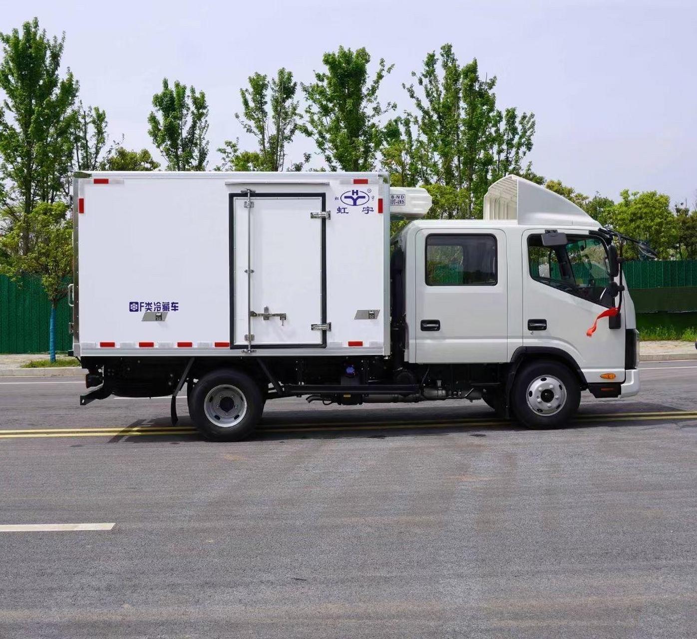 江淮帅铃s3 (双排)冷藏车(国六) 整车尺寸:5980×2020×3000(mm) 箱体