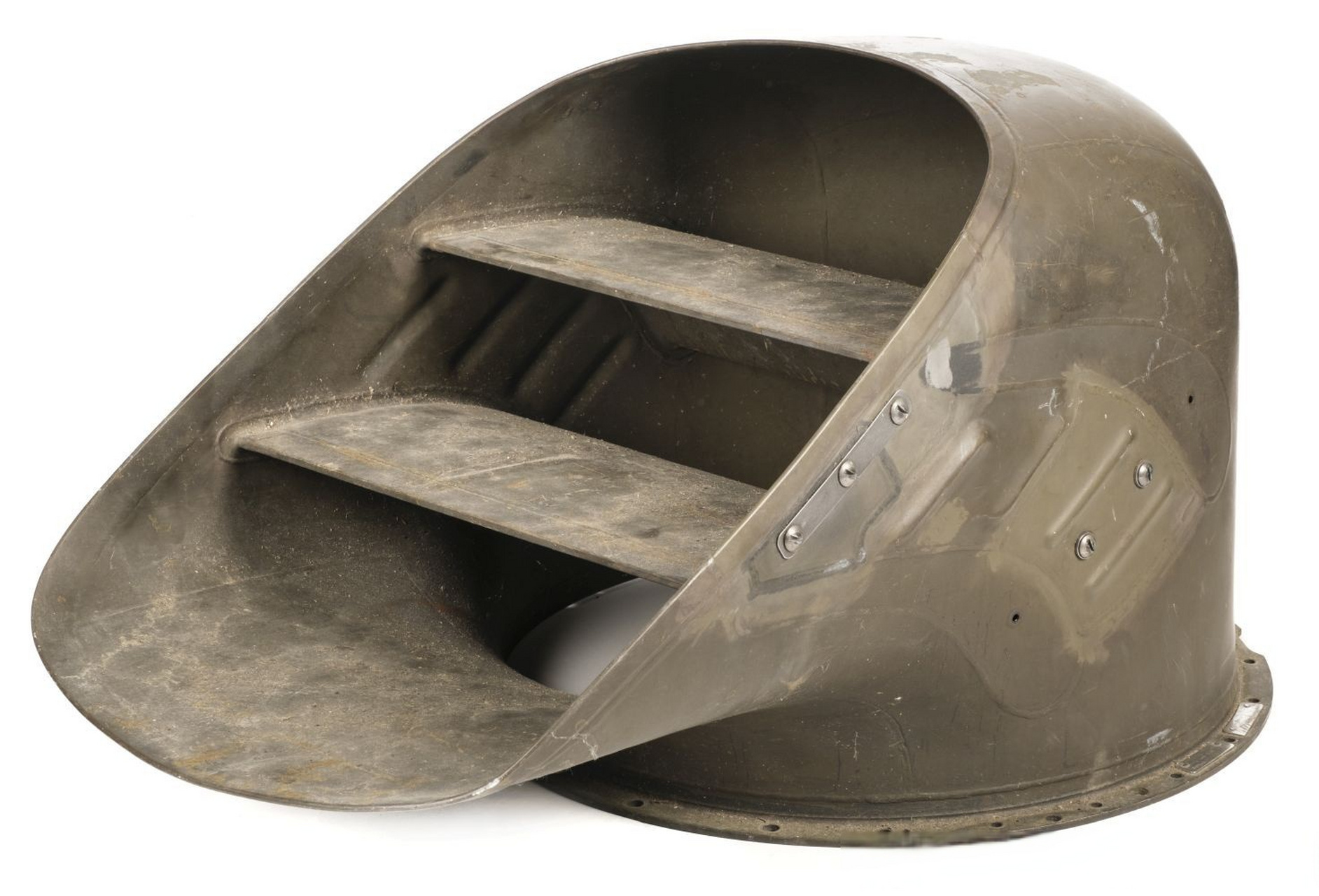 海鹞的旋转矢量喷管.