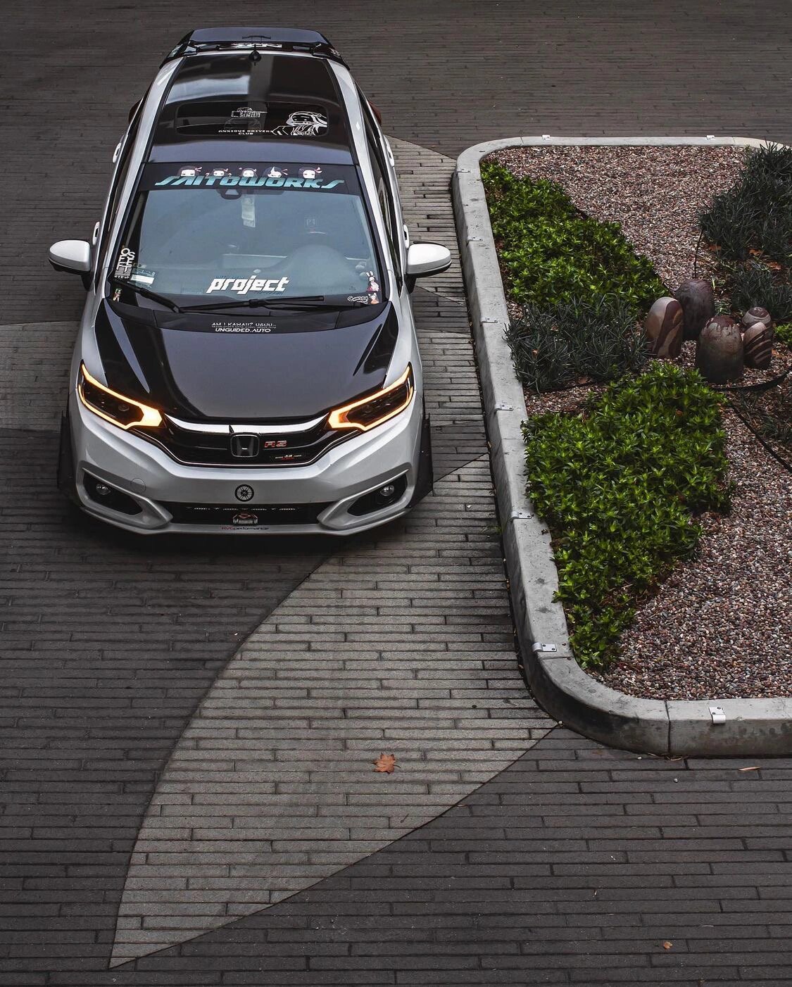 飞度gk5 rs姿态改装案例 审美无标准,我爱即高级      亿点车知识 rcc