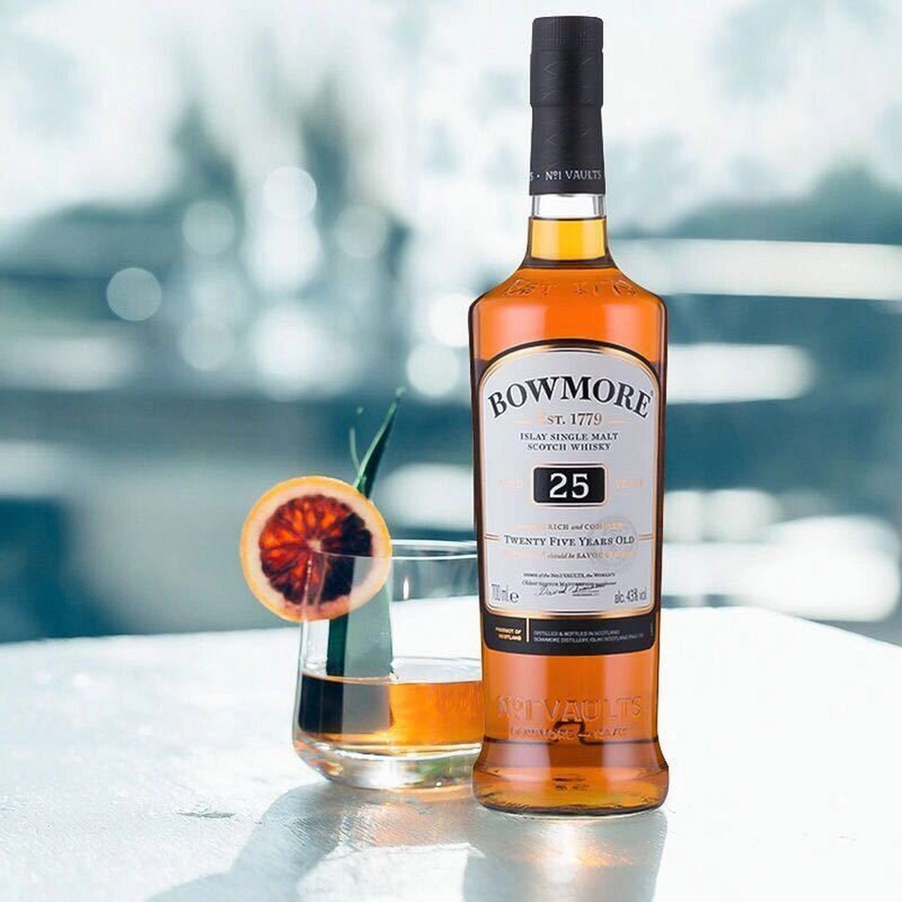 bowmore 25 year old single malt scotch whisky 波摩25年威士忌是