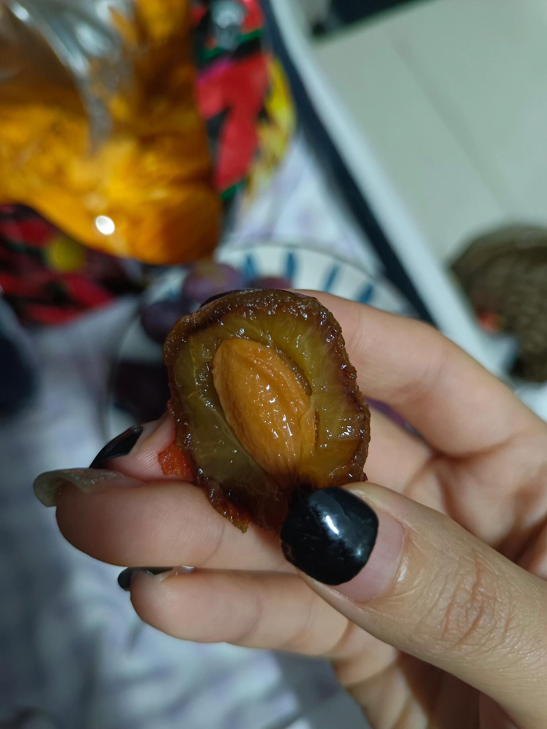 求问,这样的西梅坏了吗