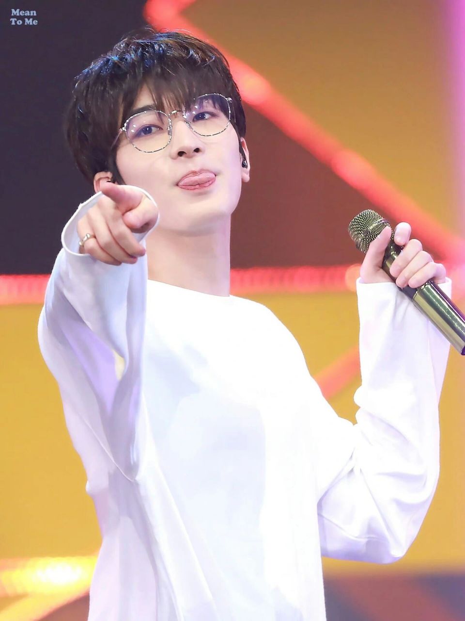 每天分享全圆佑壁纸(50)