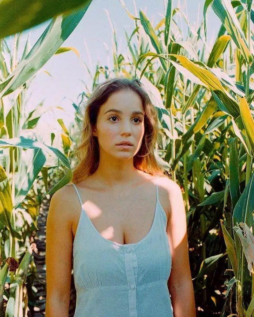 男演员 chris evans(克里斯·埃文斯)女友公开!