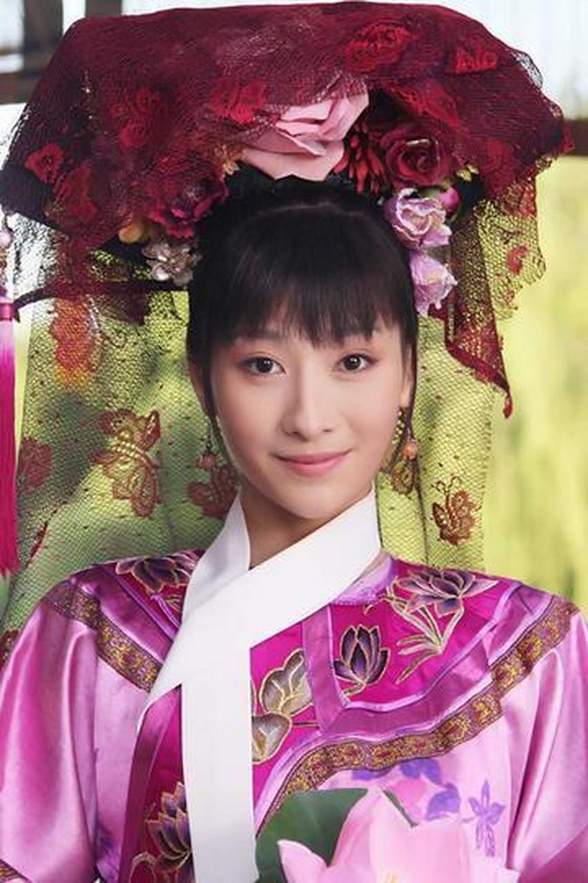 陶昕然的演技还是不错的,据说下图是在同一天拍摄的