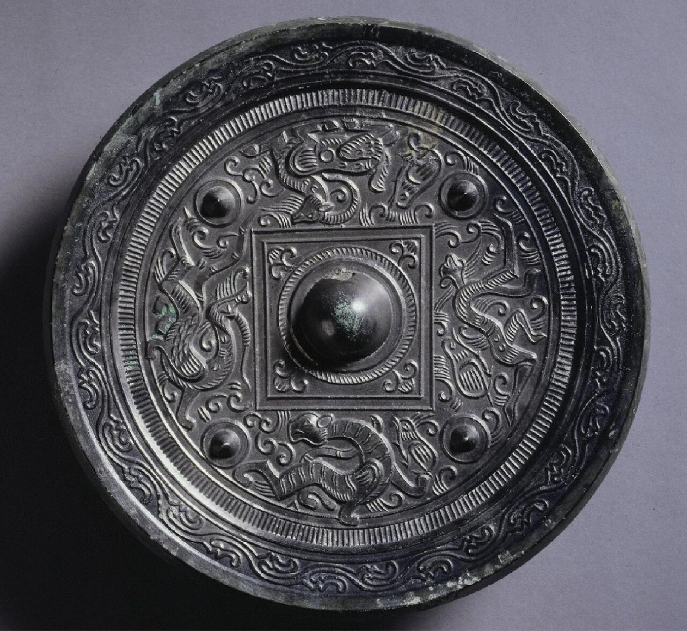 东汉 四乳四神兽镜 美国克利夫兰博物馆藏 东汉 四乳四神兽镜 美国