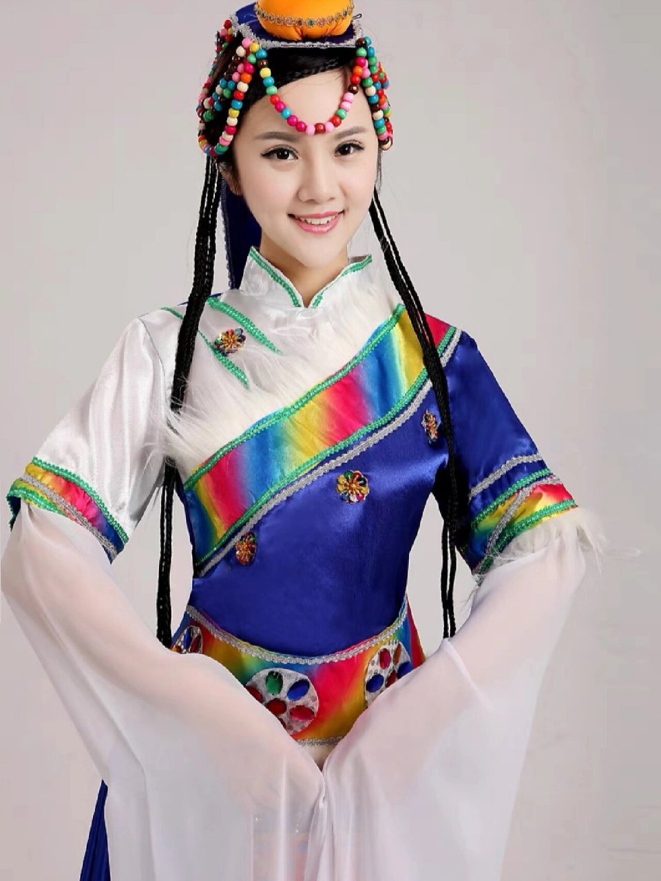 【出租】水袖长袖藏族舞蹈服装女装 【出租】水袖长袖藏族舞蹈服装