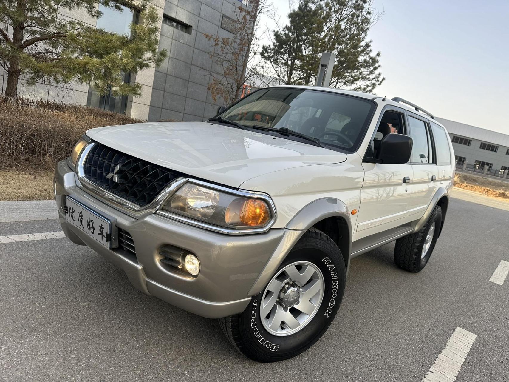 0排量(日本三菱发动机6g72),4at自动变速箱(v4a51),搭载了三菱公司最