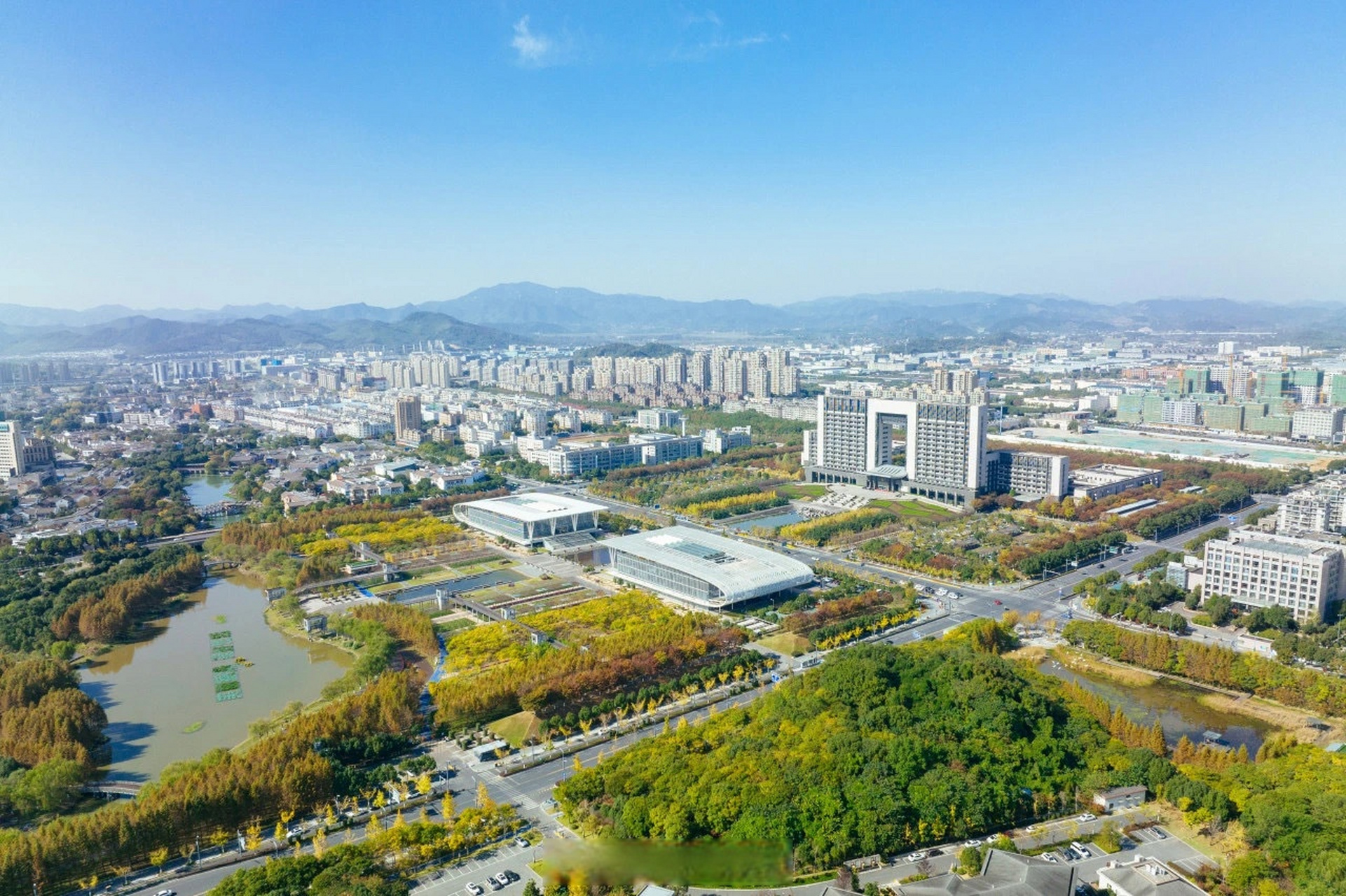 德清视角# 1994年,德清县人民政府驻地从城关镇迁至武康镇,至今已