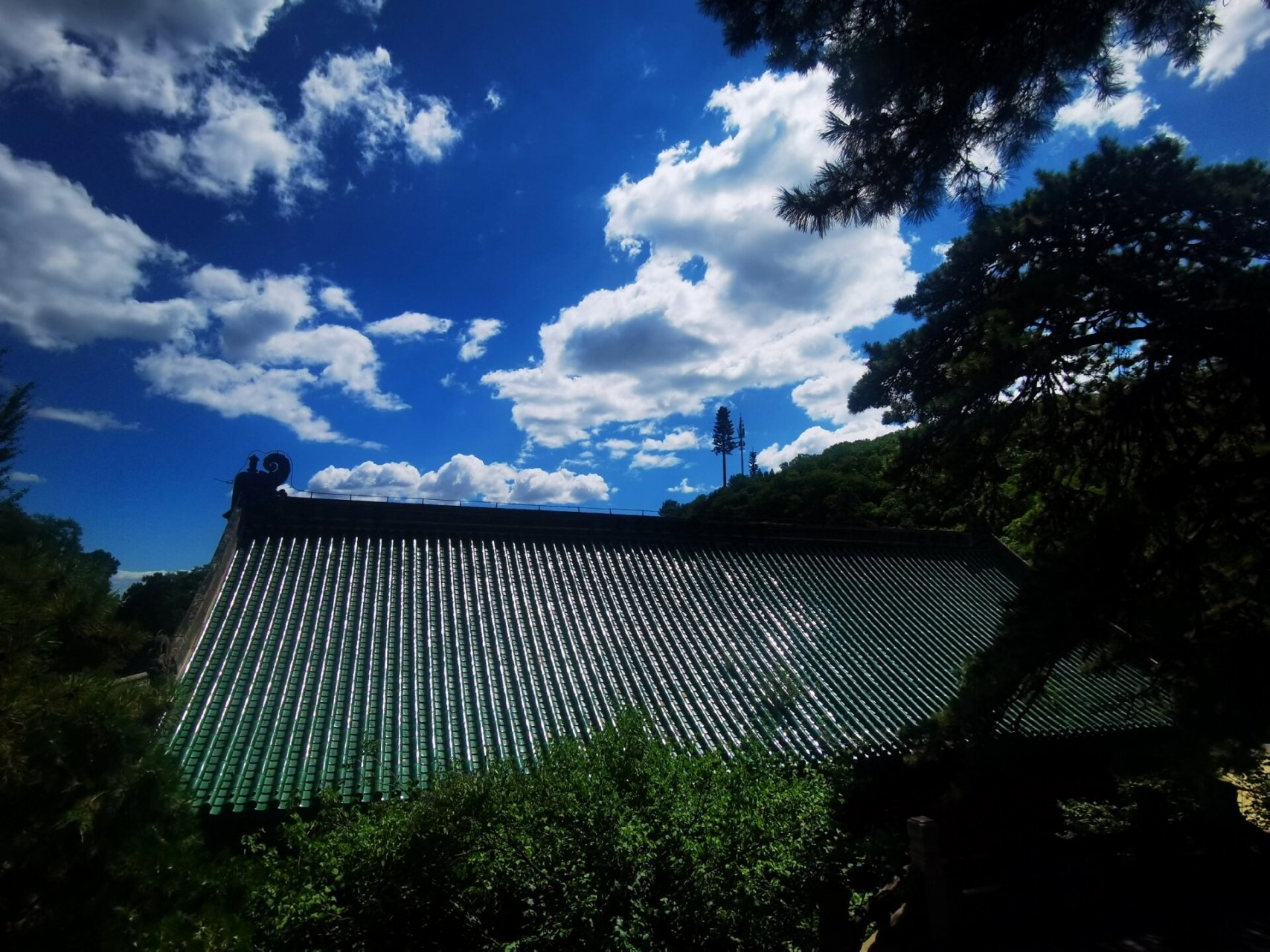 戒台寺建于唐武德五年(公元622年),至今已经有1400年的历史了.