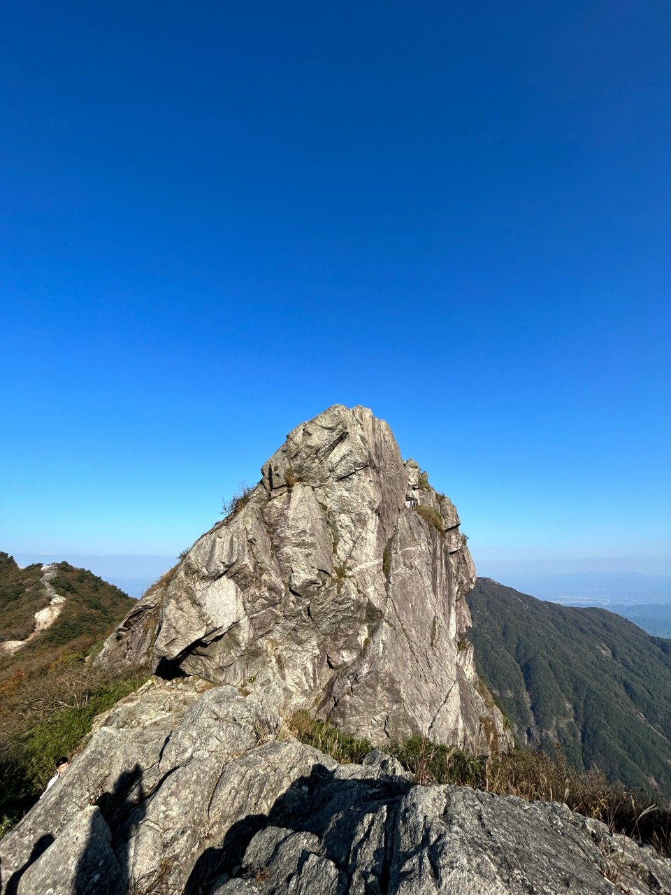 咸宁通城黄龙山 路线:黄龙山穿越线(黄龙人家-天岳关) 最高海拔1526