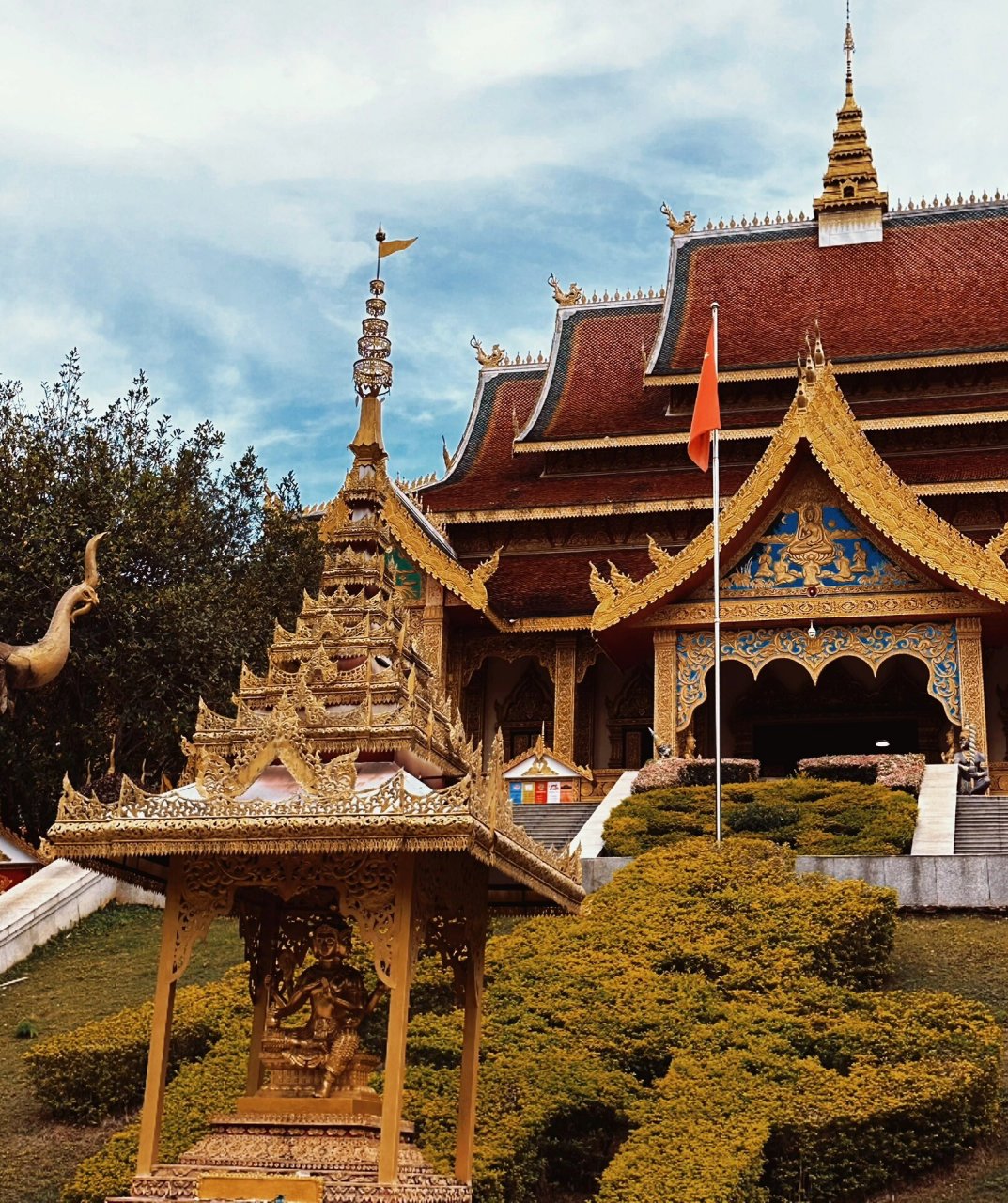 99西双版纳|勐泐大佛寺96 金碧辉煌的大金塔去了～超震撼呀78