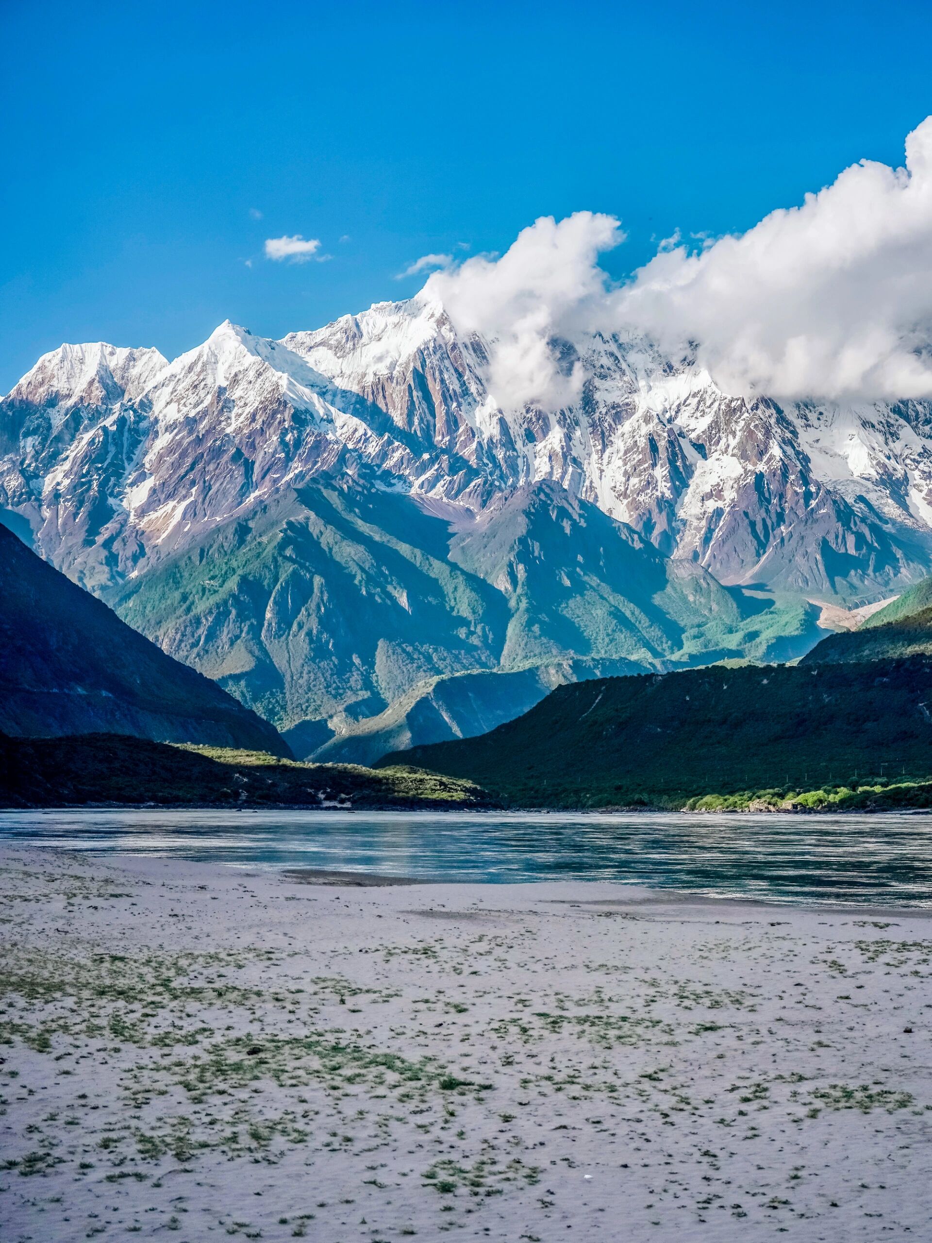 西藏林芝 | 那些想象无法抵达的风景 "总有一些风景,是我们的想象