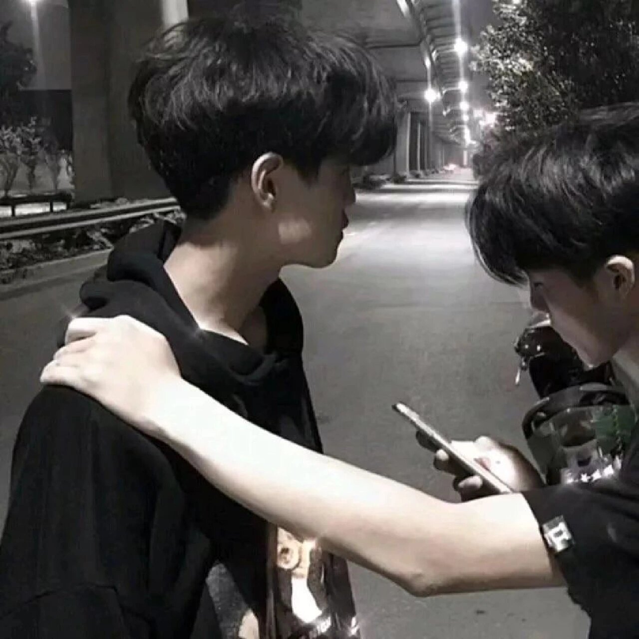 真人兄弟头像