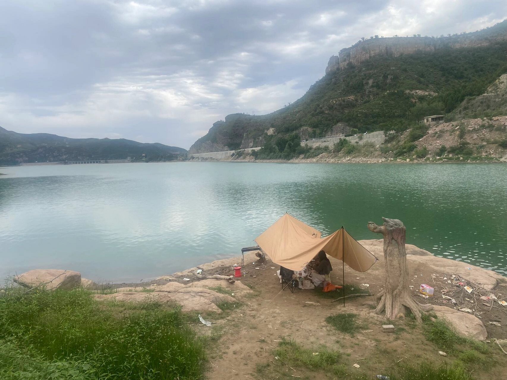 新乡户外烧烤钓鱼好首选—塔岗水库 气温凉爽 没啥人 水干净 还能钓鱼