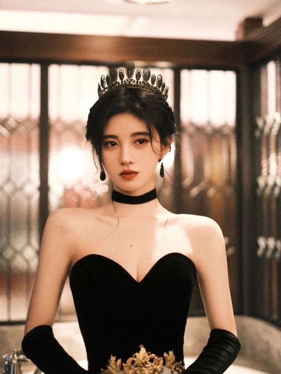 鞠婧祎(kiku),1994年6月18日出生于四川省遂宁市,中国内地影视女演员