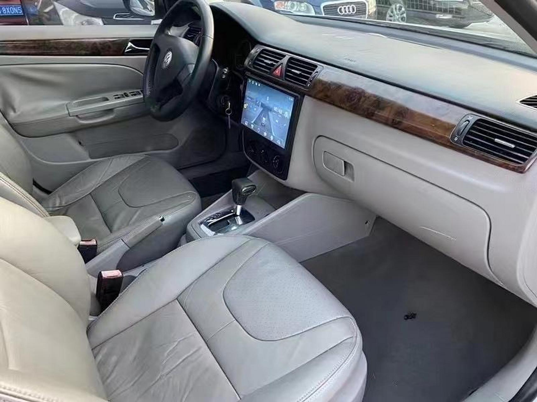 新到店09年大众宝来本地私家精品代步车,天窗大屏导航倒车影像,原装