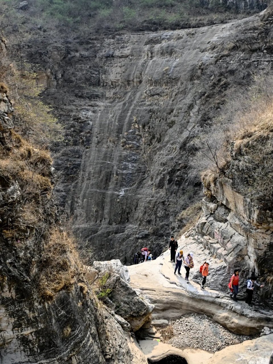 三皇山12公里穿越 | 路书介绍 91风景介绍: 97三皇山位于涞水县