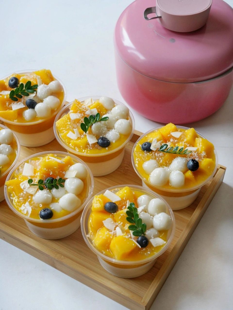 芒果椰奶冻97q弹嫩滑|椰香浓郁超好吃 天气越来越热了,冰冰凉凉的小