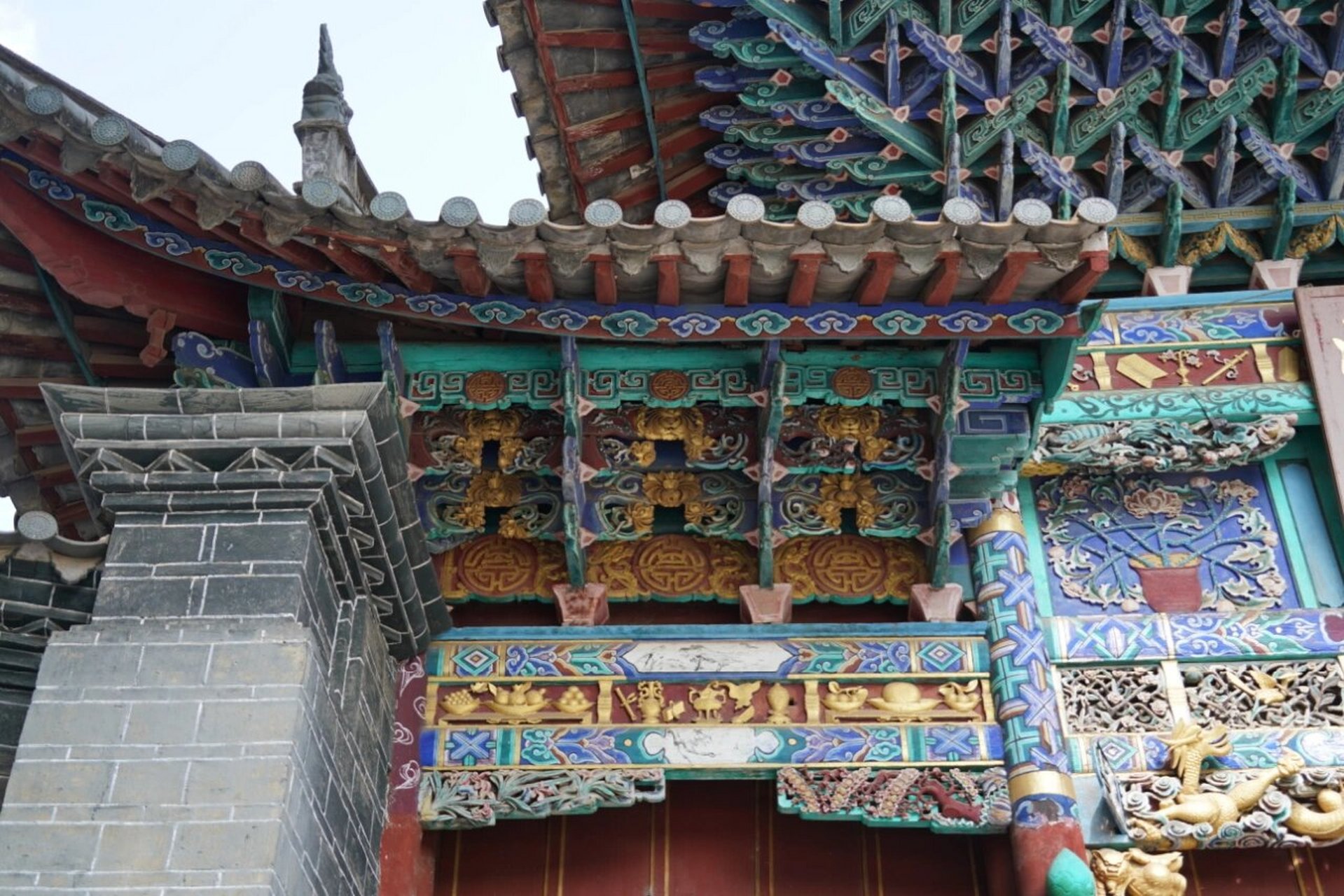 云南,开远大庄清真寺大门