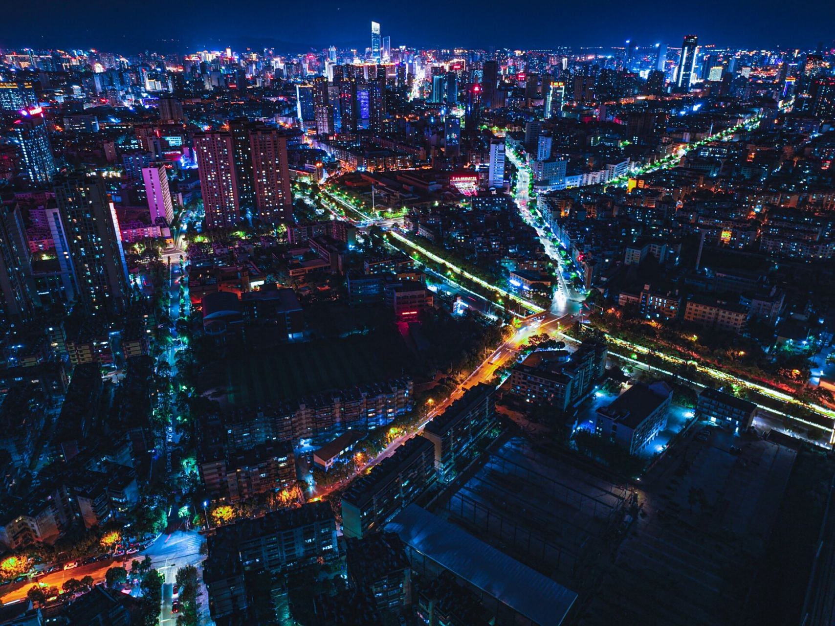 昆明双塔丨爱上昆明的夜