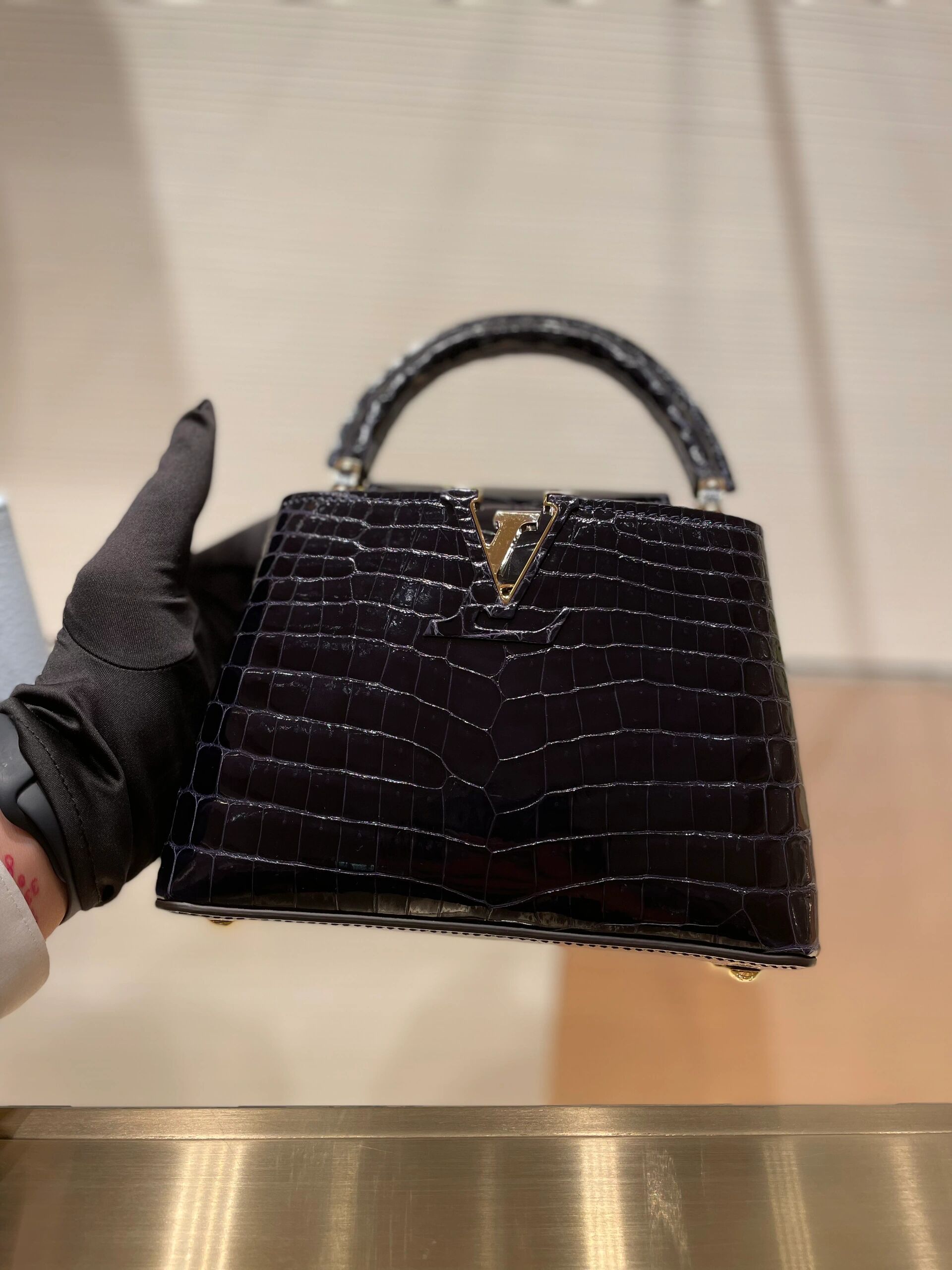 louis vuitton 给有需要的朋友们,又一款美腻的限量款包包,lv 全新