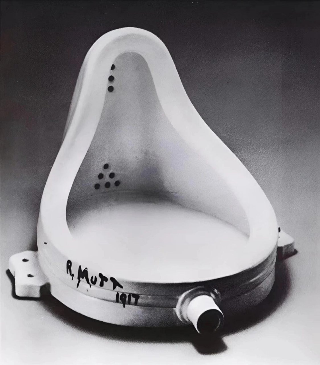 "现代艺术的守护神"|马塞尔·杜尚作品欣赏 马塞尔·杜尚(1887年7月28