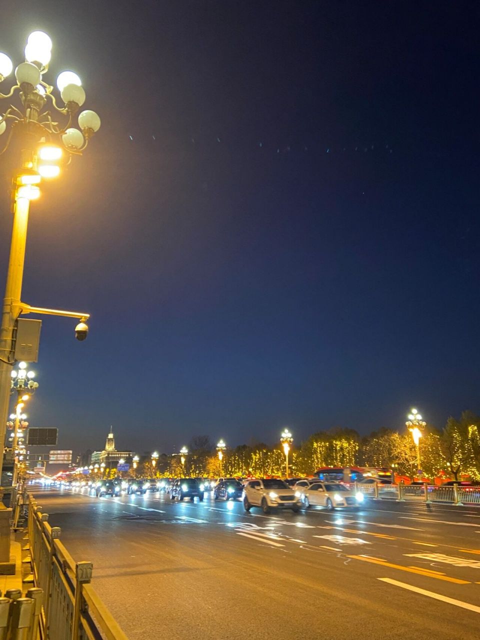 北京周末晚上好去处-景山公园夜晚景色 票价99:2块钱的快乐!