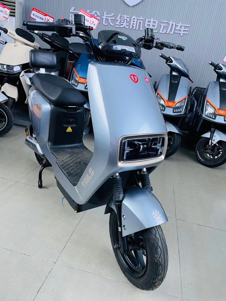 台铃电动车 捡漏款 原价3299 最后一辆特价2598 手慢无,就一辆,双碟刹