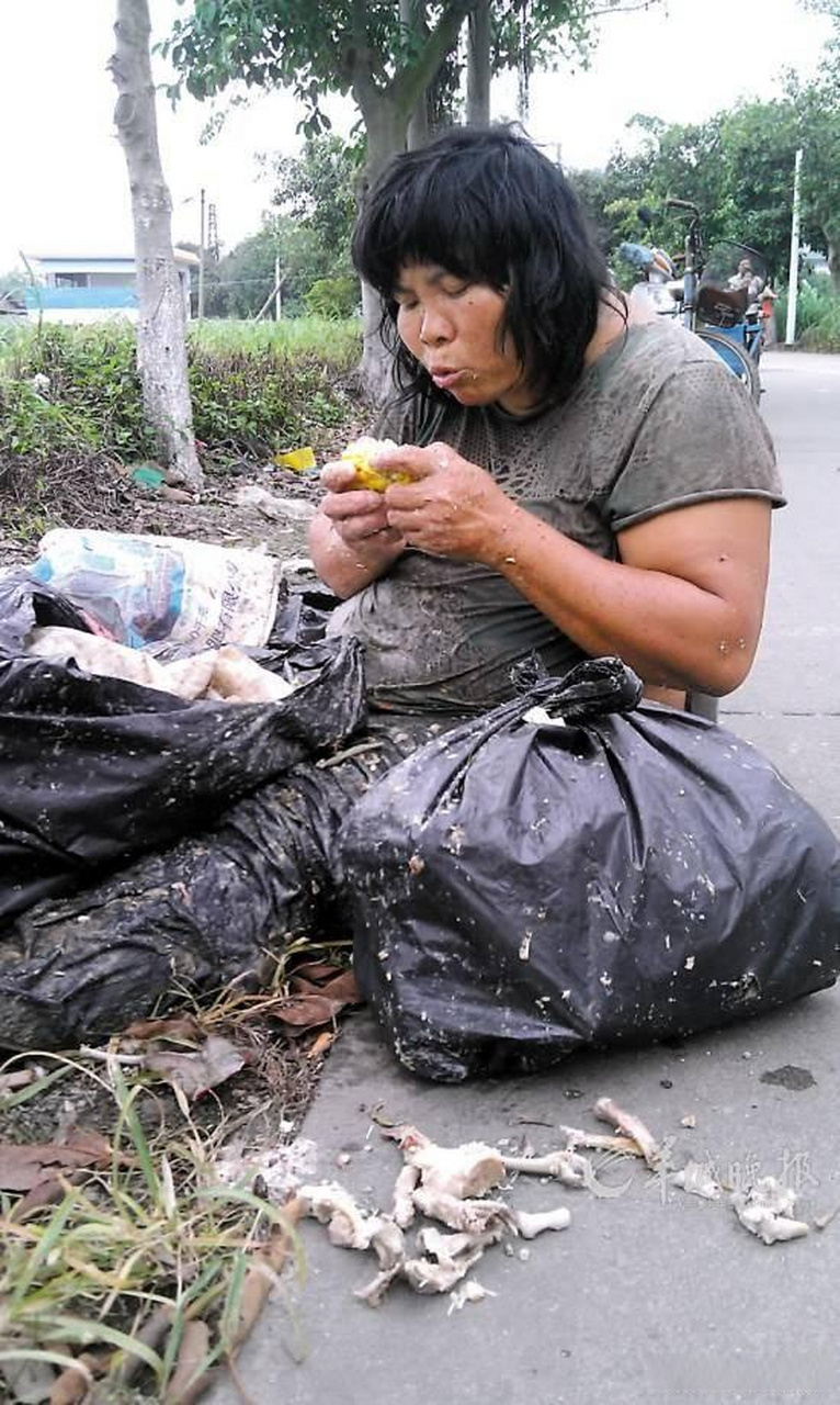 流浪女不堪入目图片