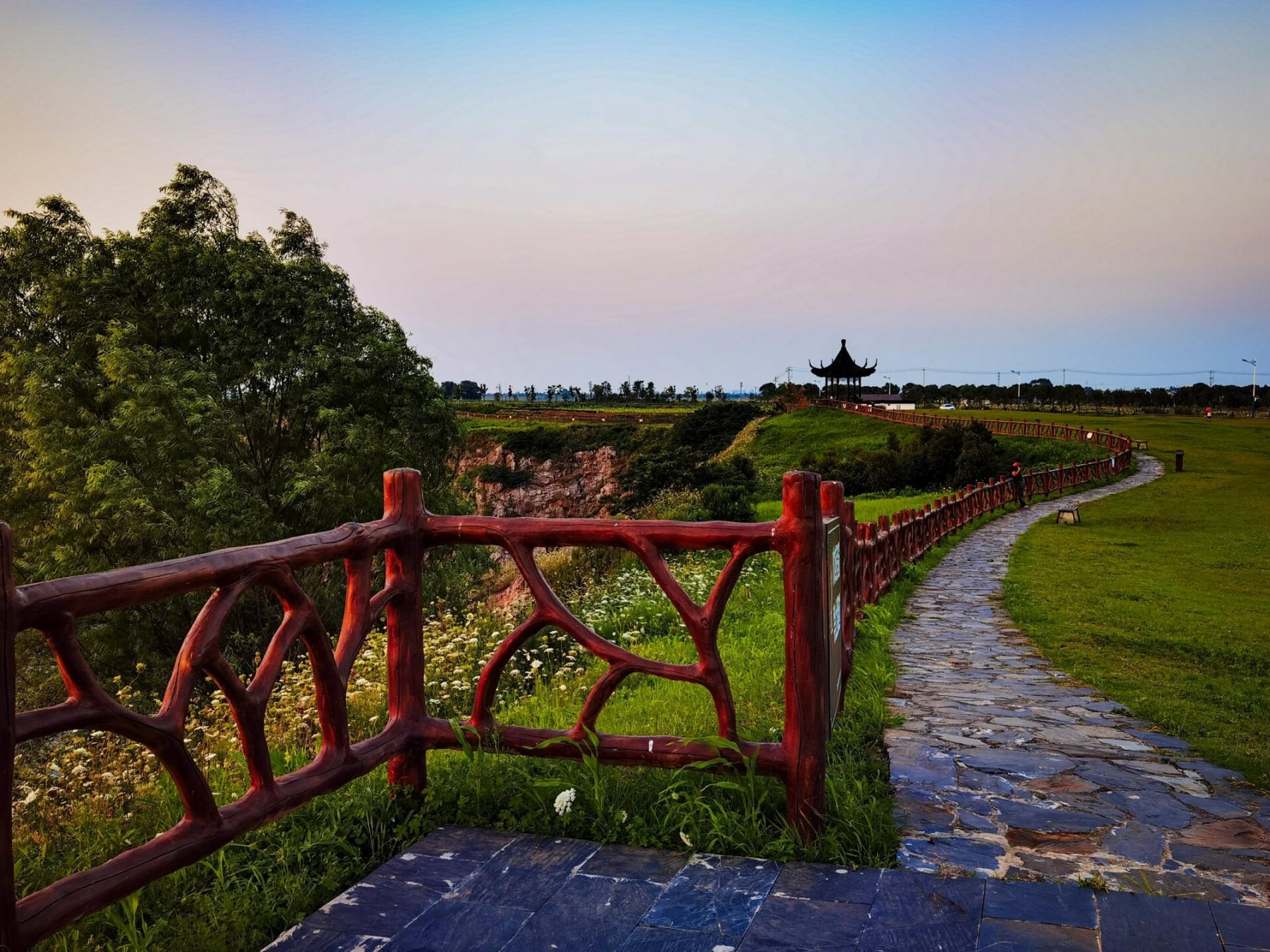 全国最美乡村—金坛柚山 柚山村位于金坛市东南部的儒林镇柚山村,是