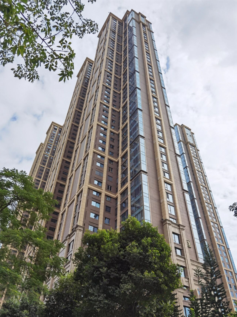 香蜜湖九号大院 :中国最牛的军产房 九号大院位于香蜜湖最核心的区域