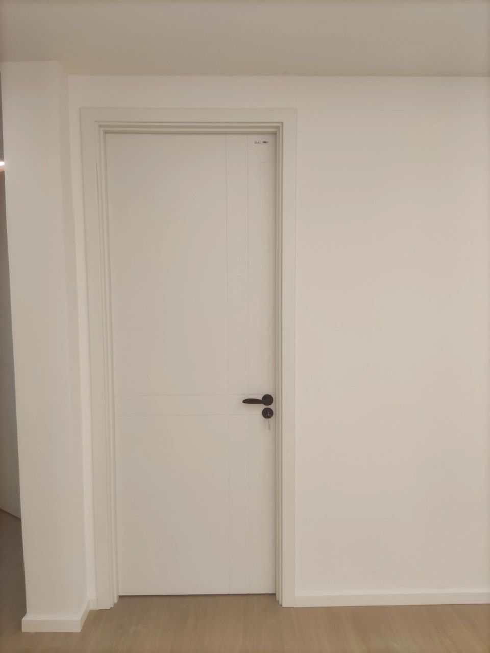 暖色木门搭配珍珠白墙面绝绝子     又是一周过去了,四月初的时候就