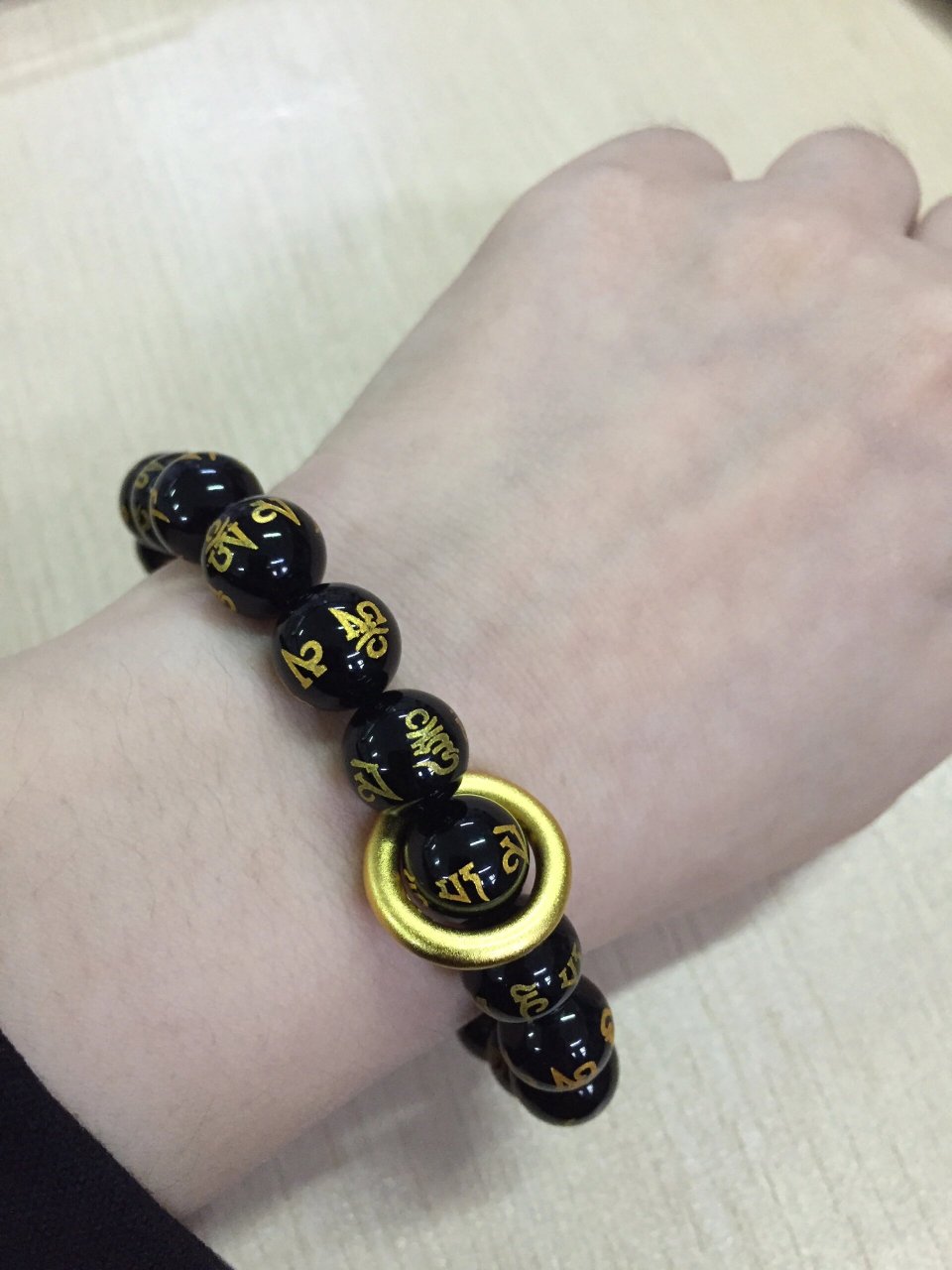 六字真言黑玛瑙金沙跑环文玩手串礼物定制 酷酷的六字真言手串