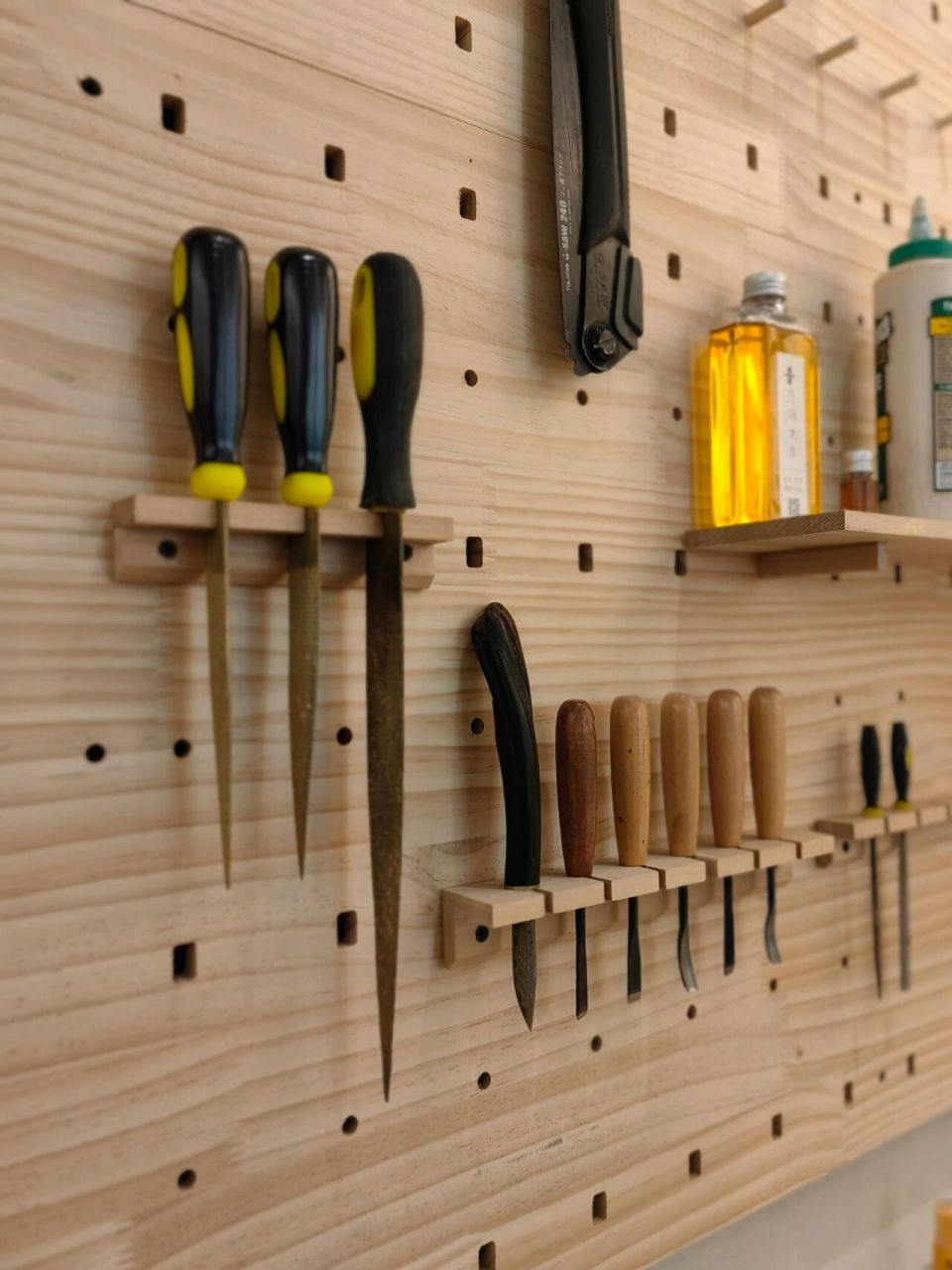 木工工具墙的设计图片