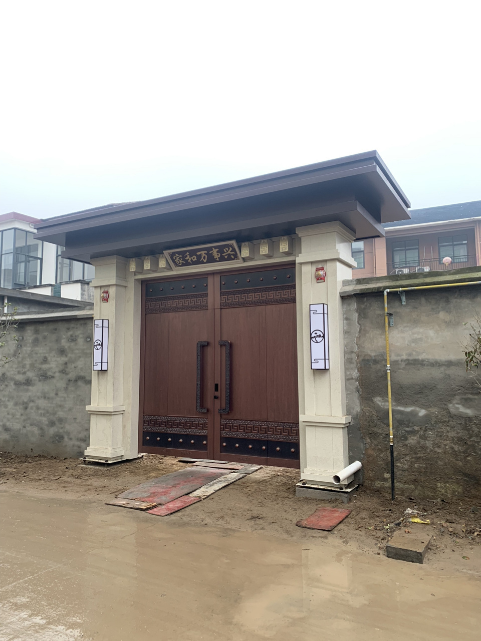 农村旧房改造搭配什么样的门楼?