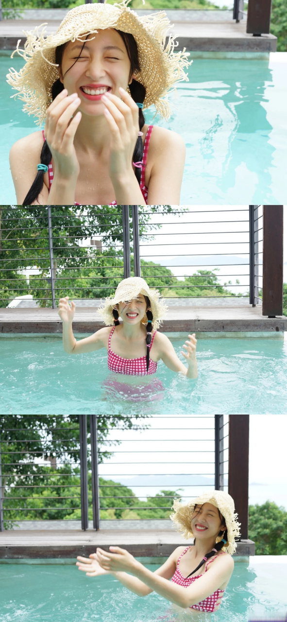 24岁的周雨彤玫红色泳装旧照