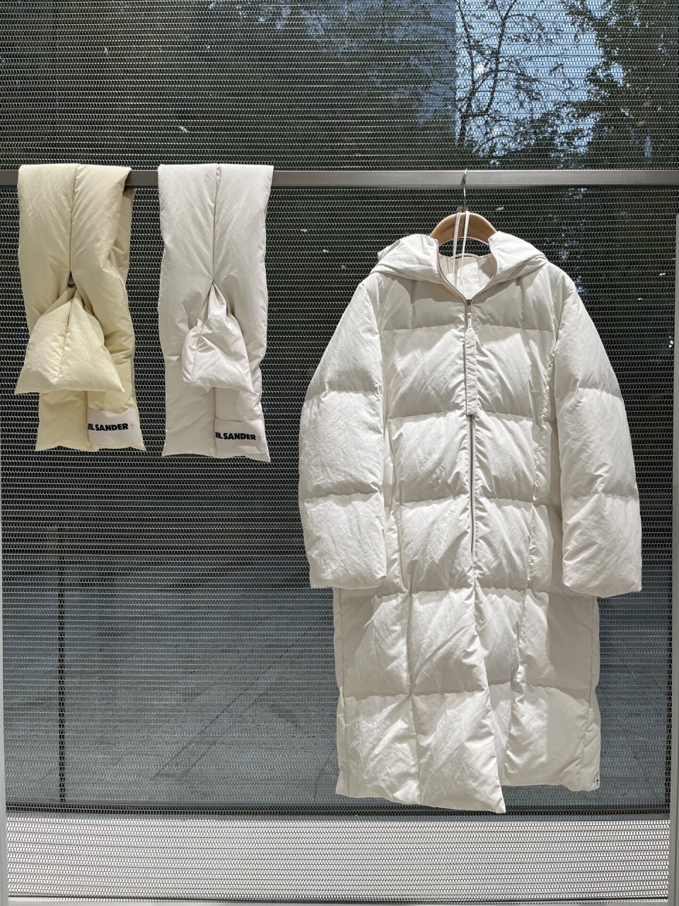 66折,你没有听错6015 jil sander羽绒服这件羽绒服可以说是jil