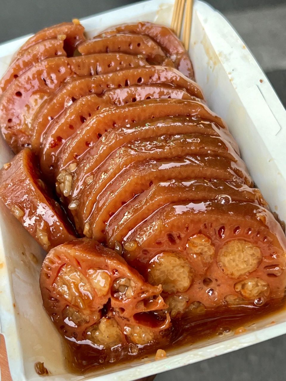 敢说这家是南京zui正宗的冰糖蜜汁藕! 全南京第一家哦!