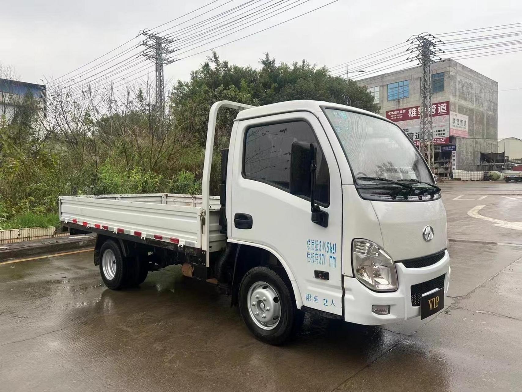 2020年上汽跃进小福星s50单排平板,汽油1.5l,后双轮,货厢规格:长3.