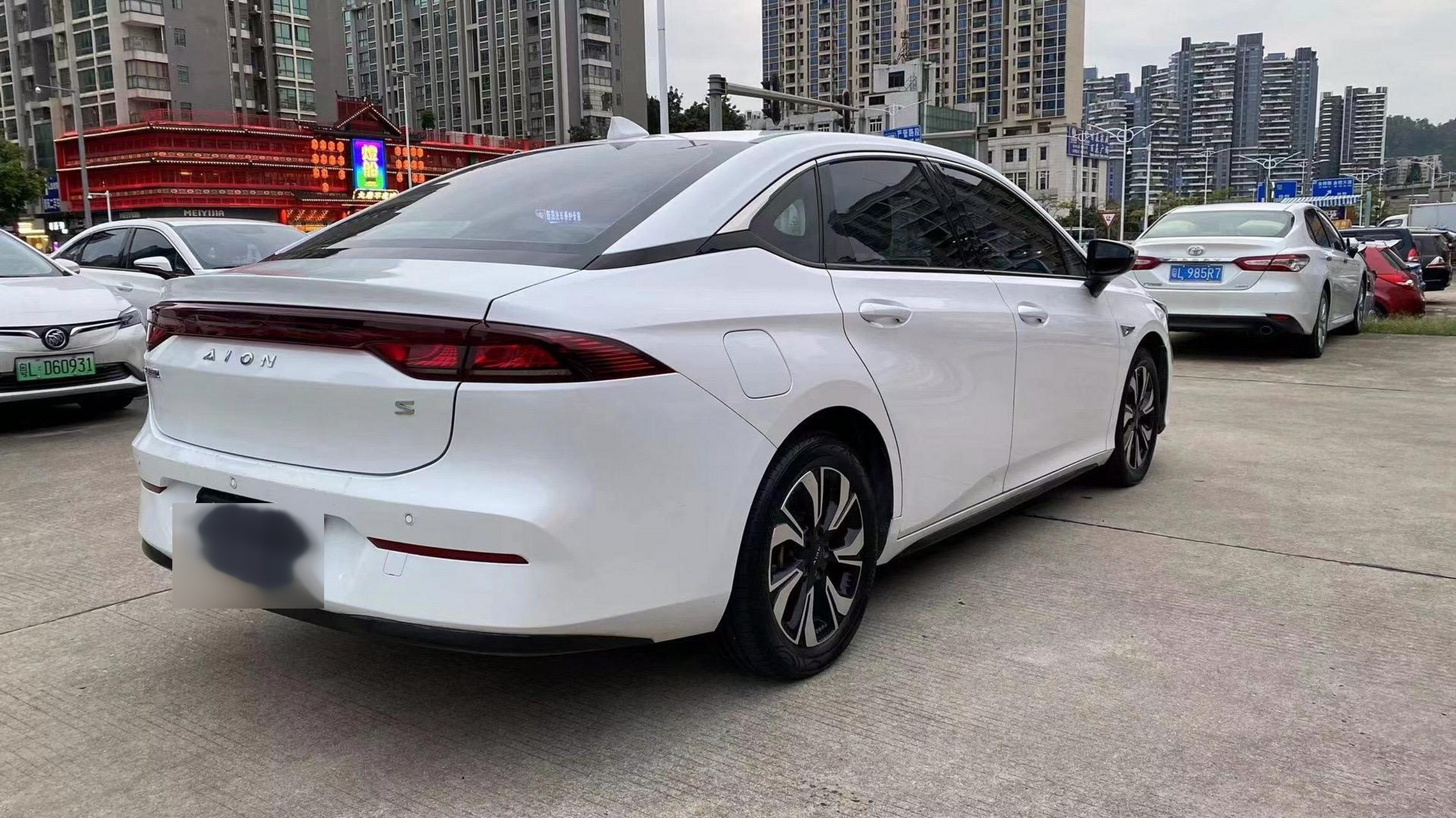 【车辆型号】广汽埃安魅580 【上牌时间】2021年5月份 【详细信息】