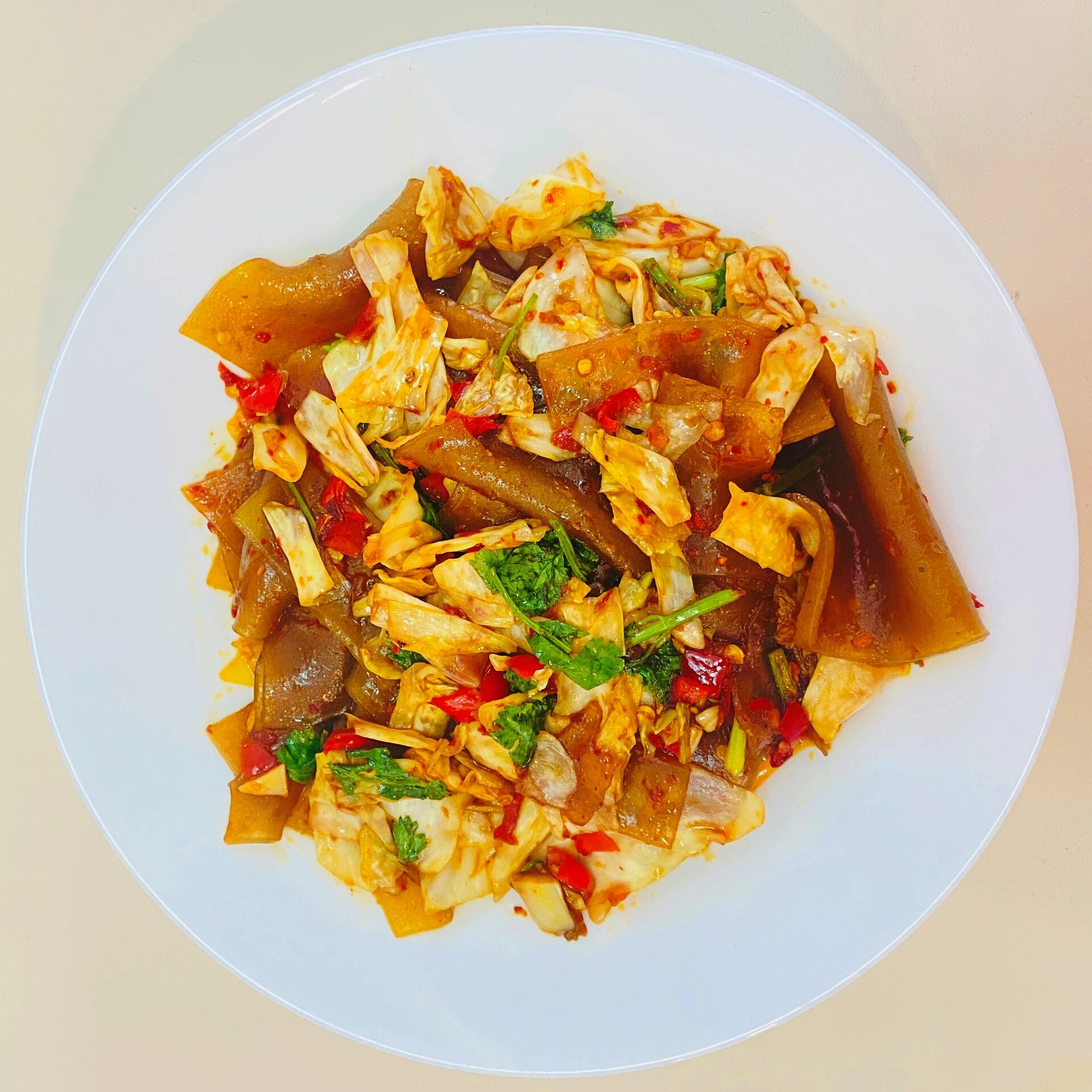 酸包菜炒红薯粉皮 有一个人没吃过我都会哭