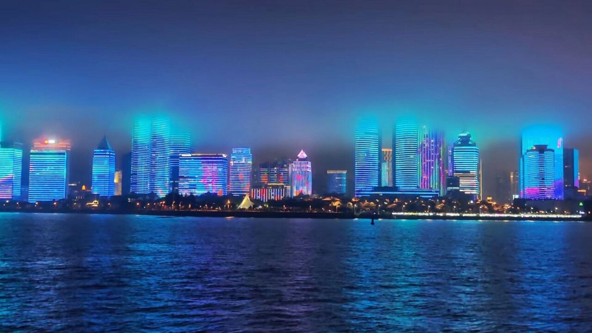 2024青岛跨年灯光秀时间,地点来咯来咯~ 来奥帆中心看一场跨年灯光秀