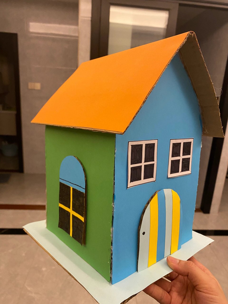 纸皮手工房子