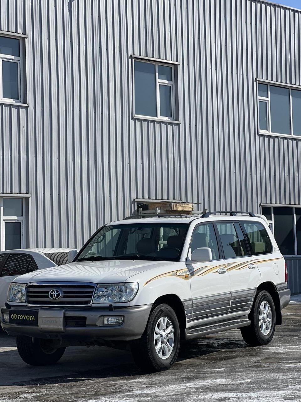 06年陆地巡洋舰 蛇挡v8 4700