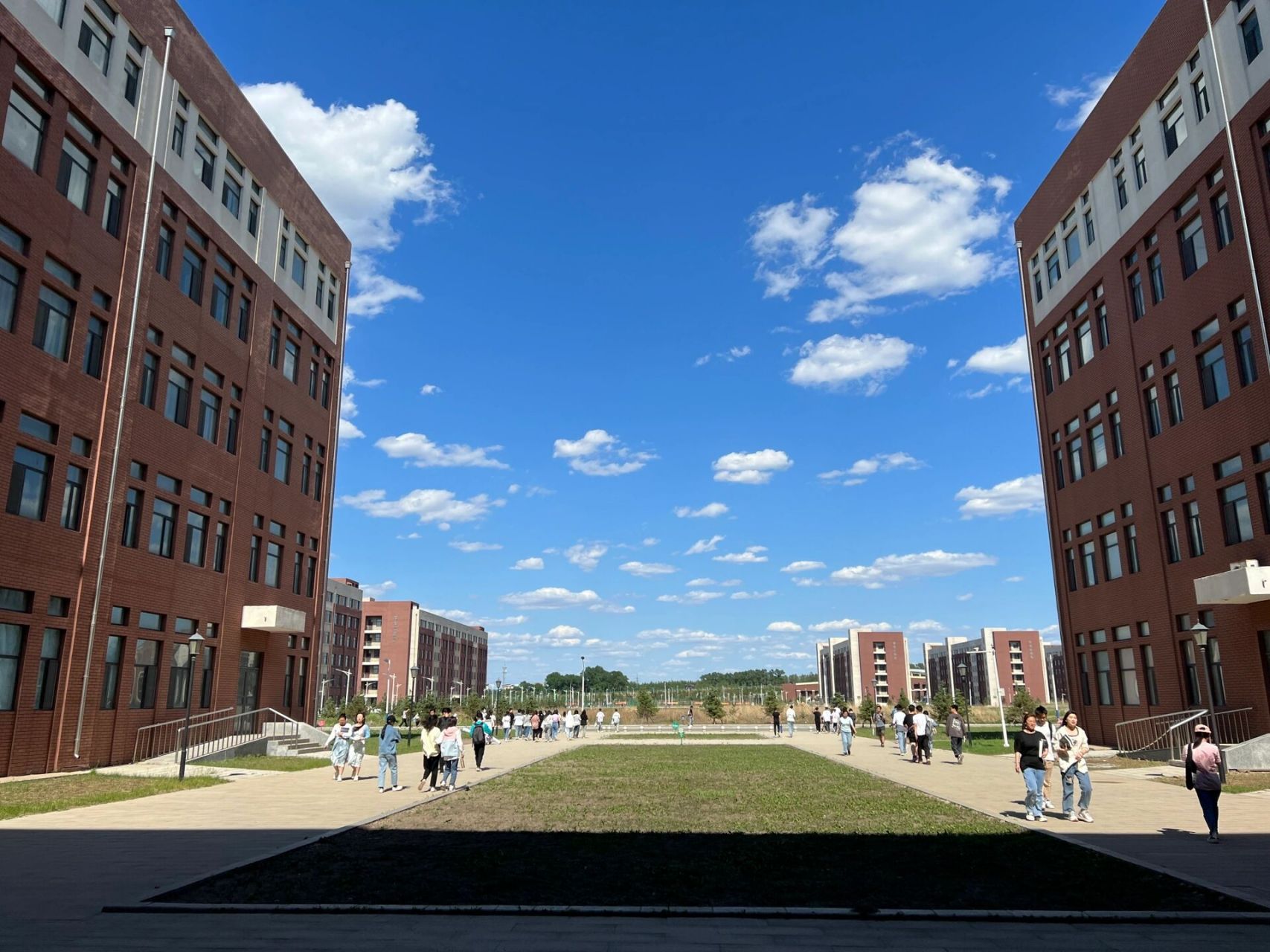 欢迎报考吉林工程技术师范学院 欢迎提问